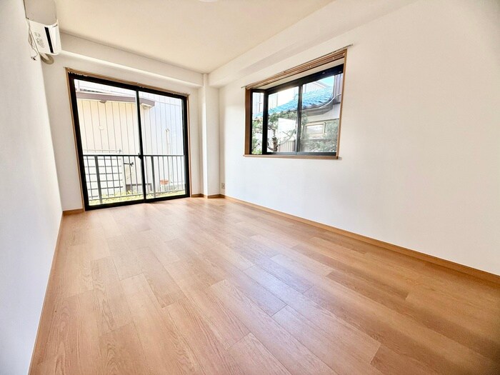 物件内観写真5　(居室)