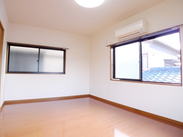 物件内観写真5　(居室)