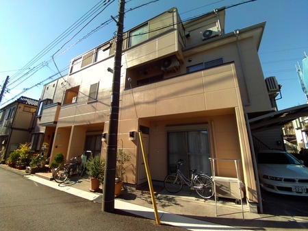 エステ－トスズキ外観写真
