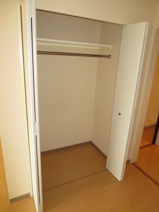 物件内観写真9　(収納)