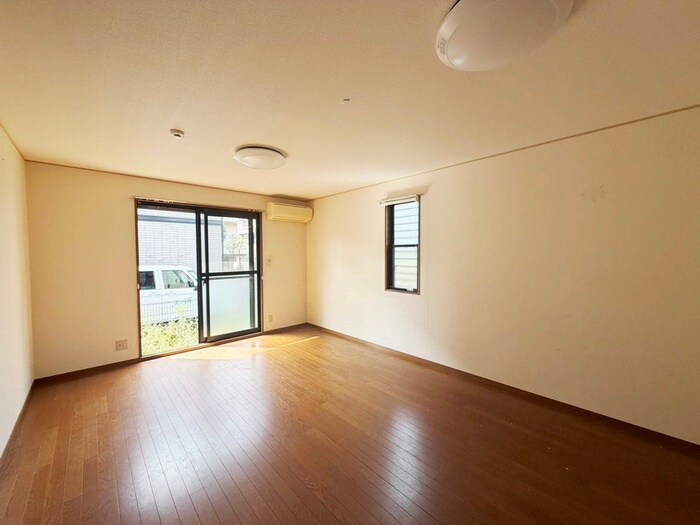 物件内観写真7　(居室)