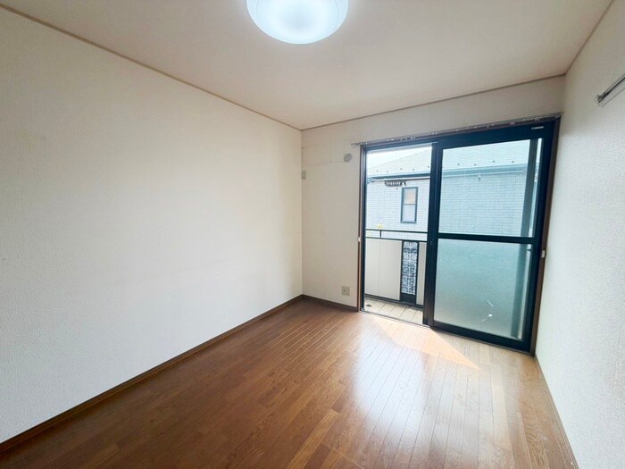 物件内観写真9　(居室)