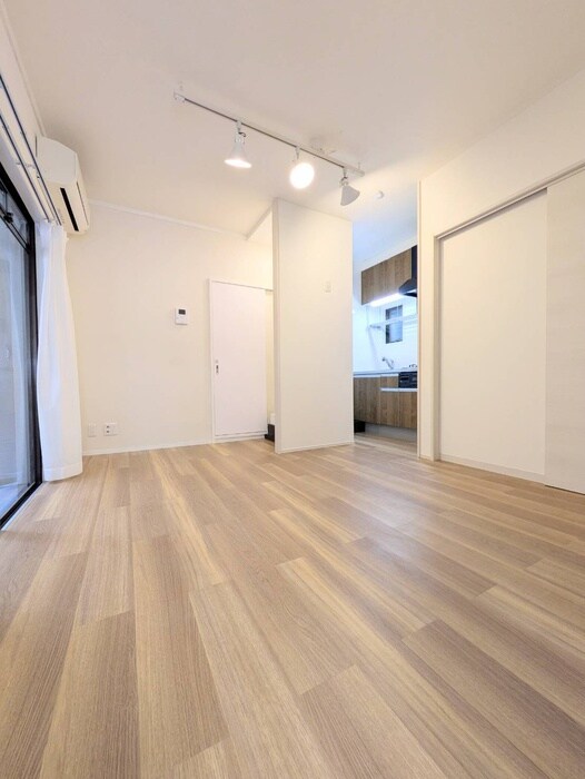 物件内観写真16　(居室)