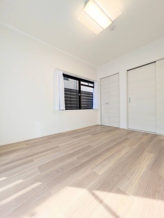 物件内観写真18　(居室)