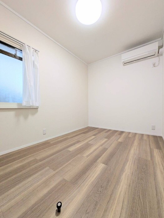 物件内観写真19　(居室)