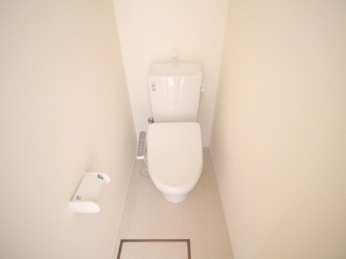 物件内観写真14　(トイレ)