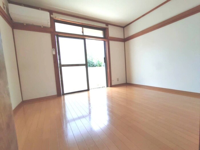 物件内観写真5　(居室)