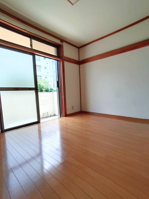 物件内観写真17　(居室)