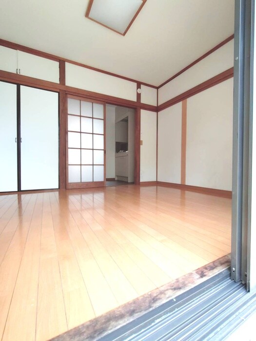 物件内観写真18　(居室)