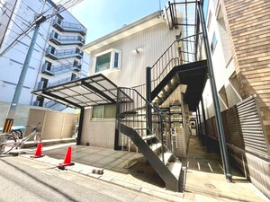 フリッシュブラタ－外観写真