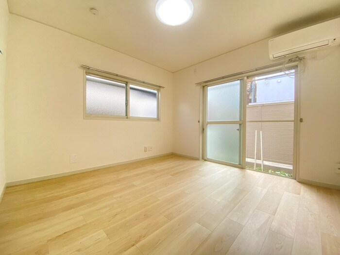 物件内観写真6　(居室)