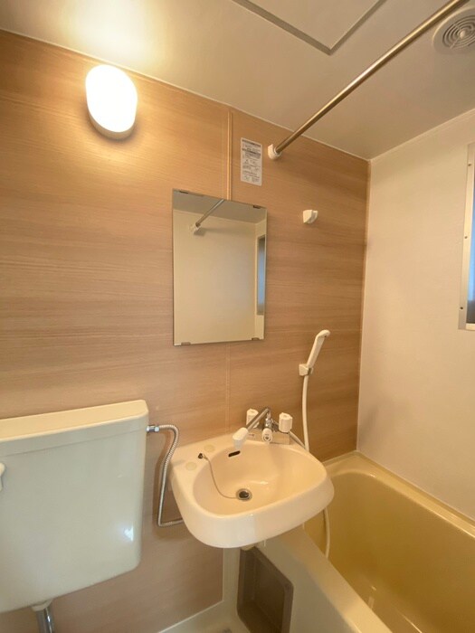 物件内観写真16　(洗面)