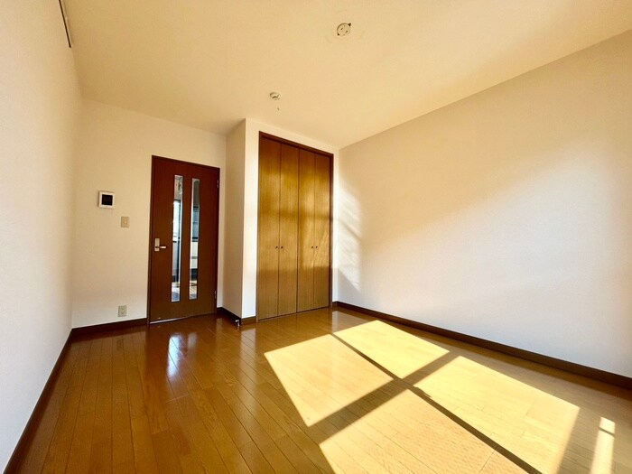 物件内観写真8　(内観写真)