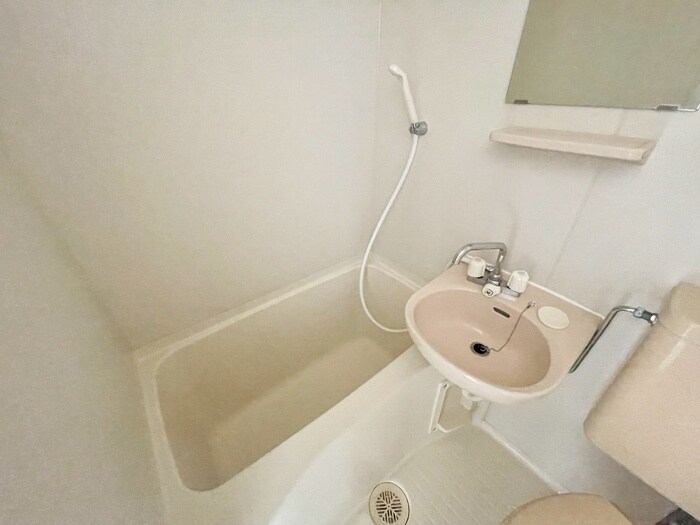 物件内観写真12　(バス／シャワールーム等)