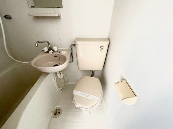 物件内観写真14　(トイレ)