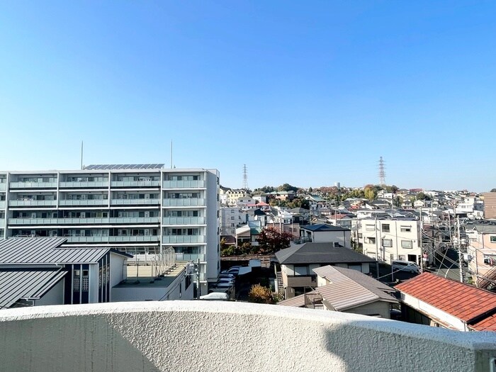 物件内観写真20　(室内からの展望)