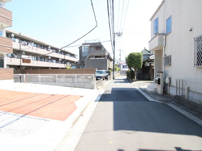 物件外観写真3　(周辺環境)