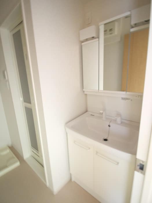 物件内観写真12　(洗面)