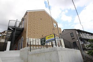 ハーミットクラブハウス峰岡Ⅲ外観写真