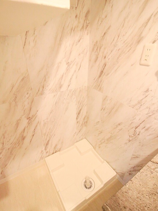 物件内観写真11　(洗濯機置場)