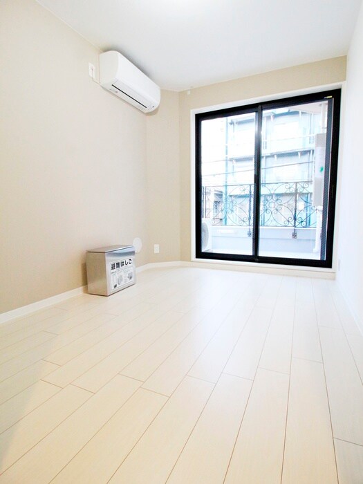 物件内観写真12　(居室)