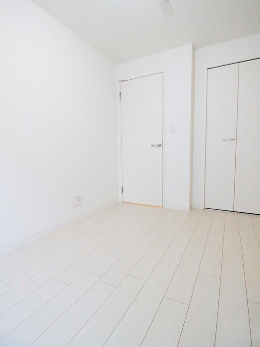 物件内観写真14　(居室)