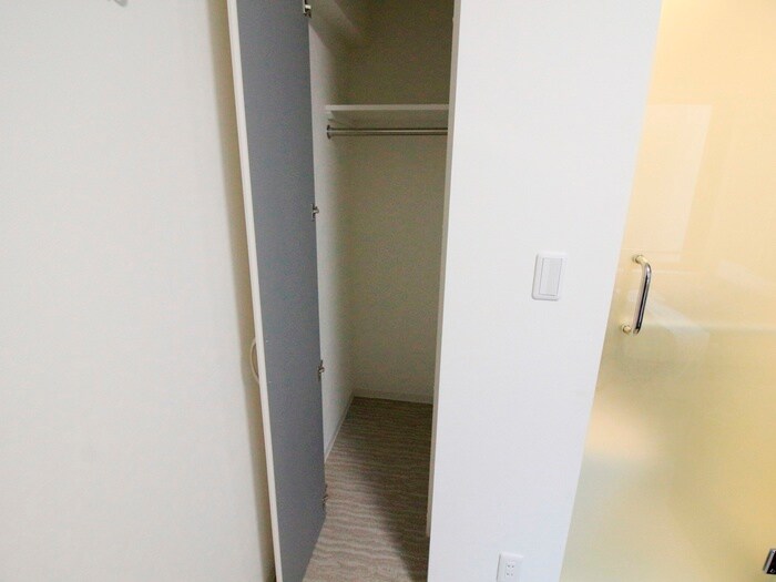 物件内観写真18　(収納)