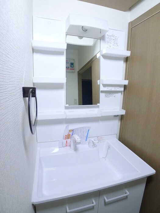 物件内観写真9　(洗面)