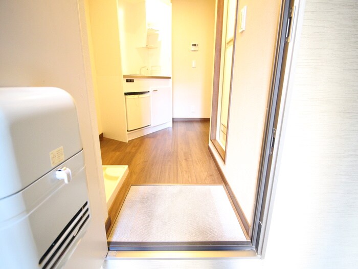 物件内観写真22　(玄関)