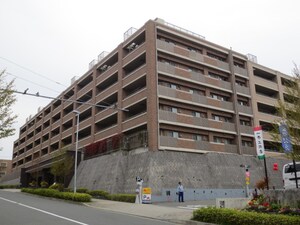 ﾉﾌﾞﾚｽ新百合ヶ丘ｶﾞｰﾃﾞﾝﾊｳｽ(418)外観写真