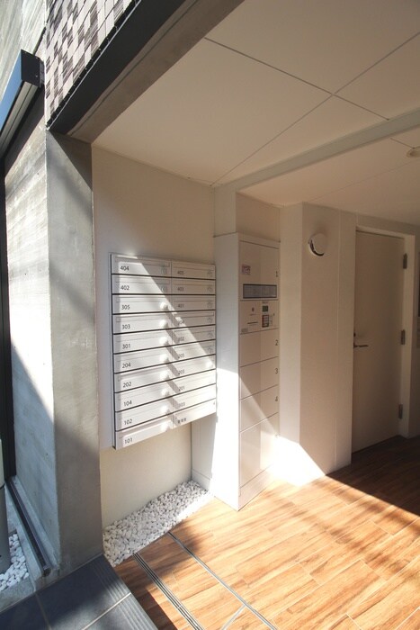 物件外観写真4　(建物設備)