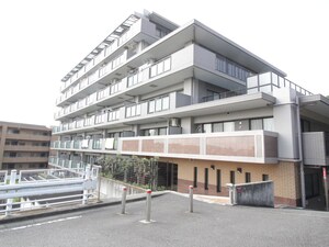 ﾋﾞｯｸﾞｳﾞｧﾝﾊﾟｰｸﾋﾙｽﾞ小机(106)外観写真