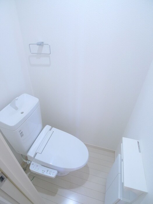 物件内観写真18　(トイレ)