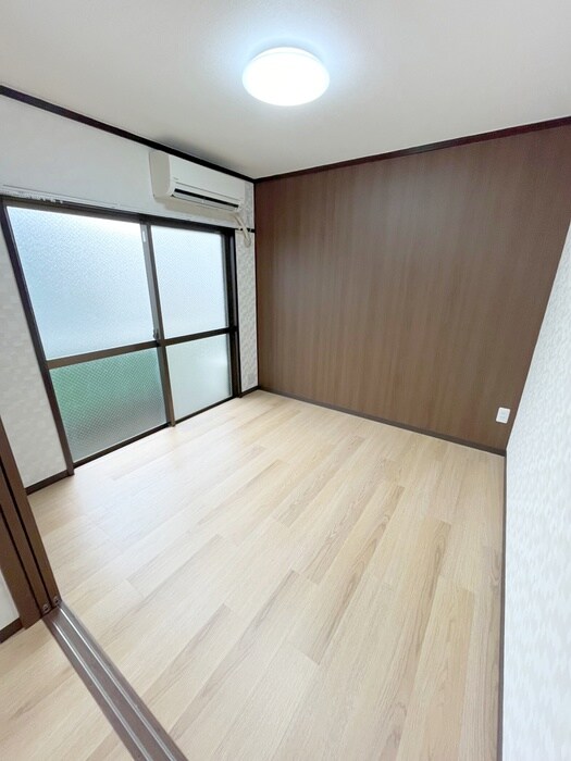 物件内観写真5　(居室)