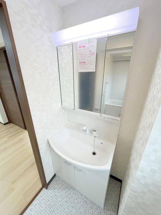 物件内観写真9　(洗面)