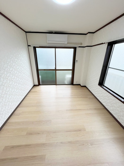 物件内観写真12　(居室)