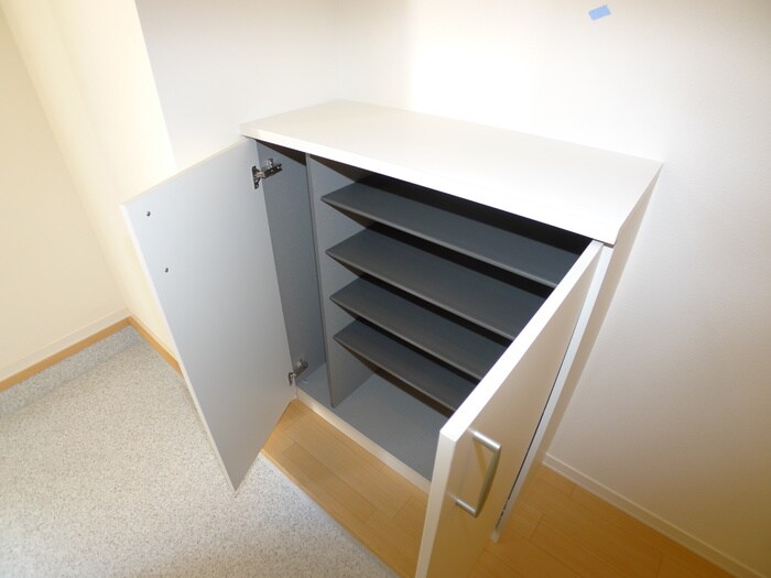 物件内観写真14　(靴箱)