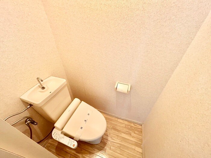 物件内観写真11　(トイレ)