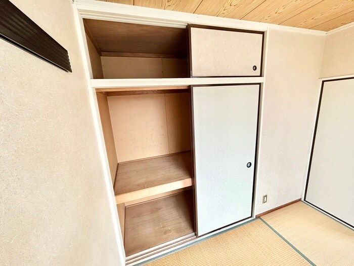 物件内観写真13　(収納)