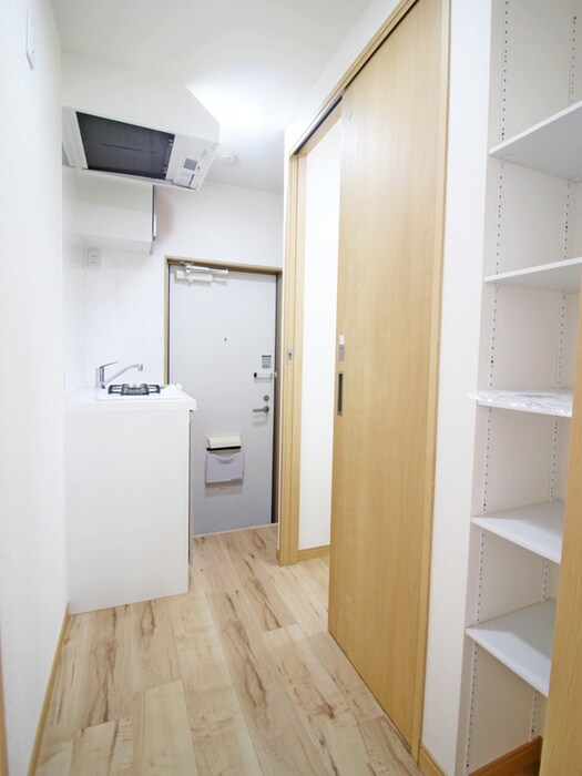 物件内観写真17　(廊下)