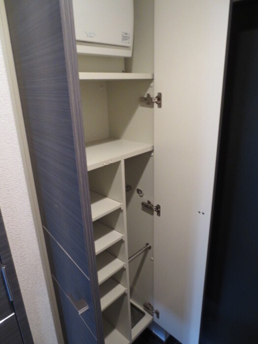 物件内観写真6　(靴箱)