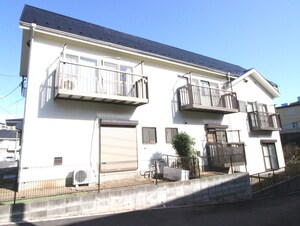 メゾン臼居外観写真