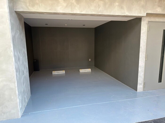 物件外観写真5　(駐車場)