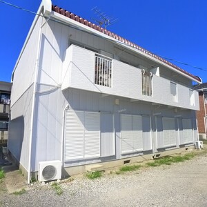 照ハイツ外観写真