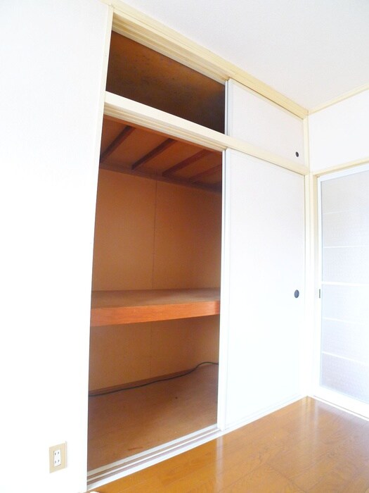 物件内観写真18　(収納)