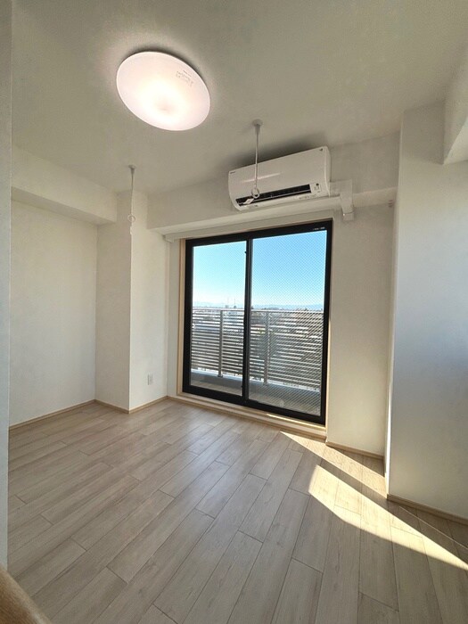 物件内観写真9　(居室)