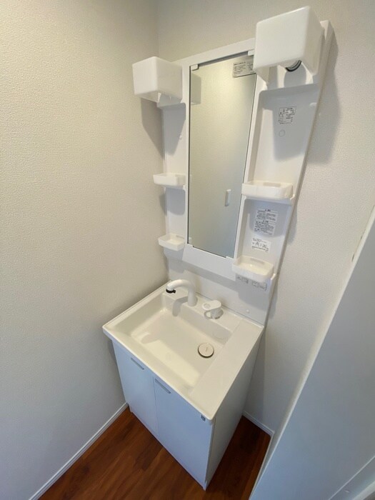 物件内観写真8　(洗面)