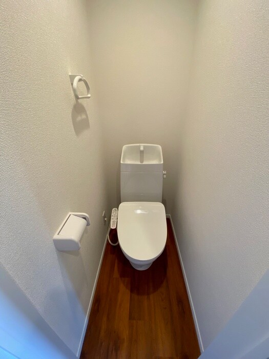 物件内観写真14　(トイレ)