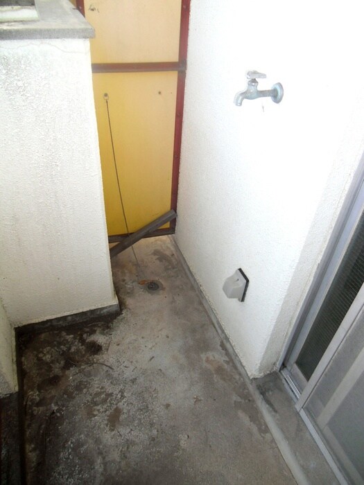 物件内観写真11　(洗濯機置場)