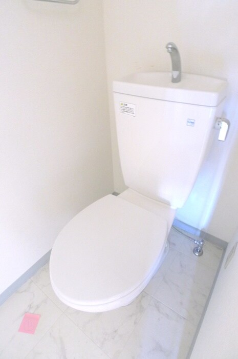 物件内観写真15　(トイレ)